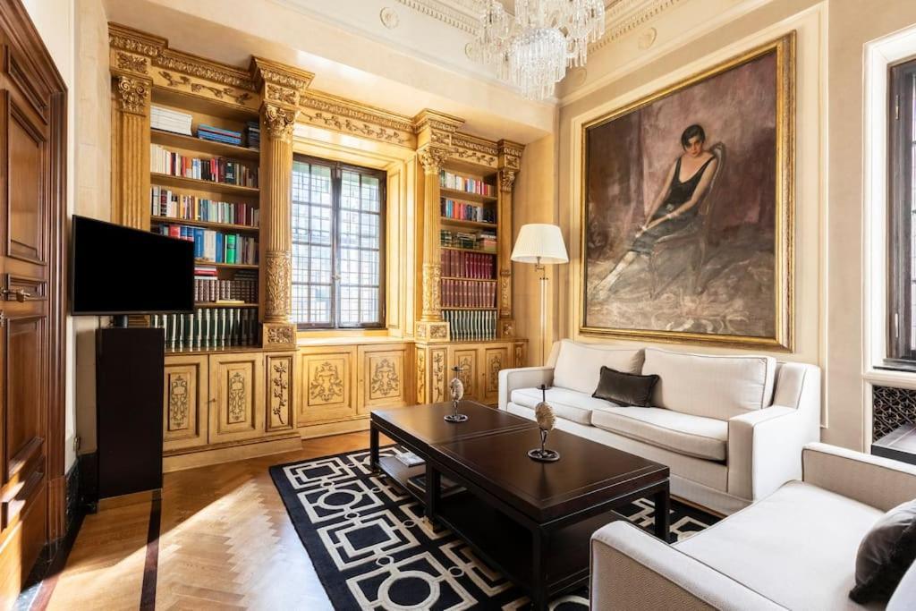 Casa Aurea By Burghesius Apartment *