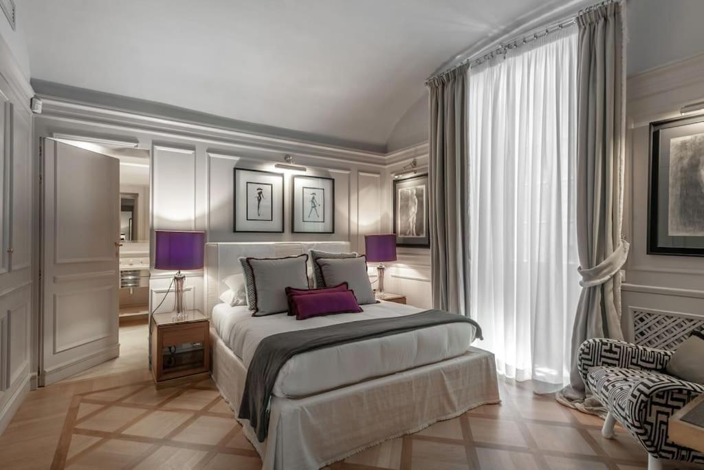 Casa Aurea By Burghesius