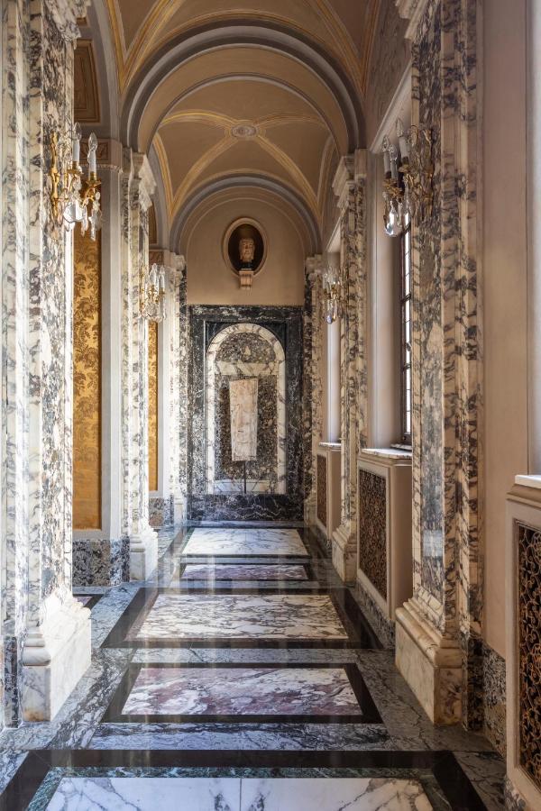 Casa Aurea By Burghesius Apartment