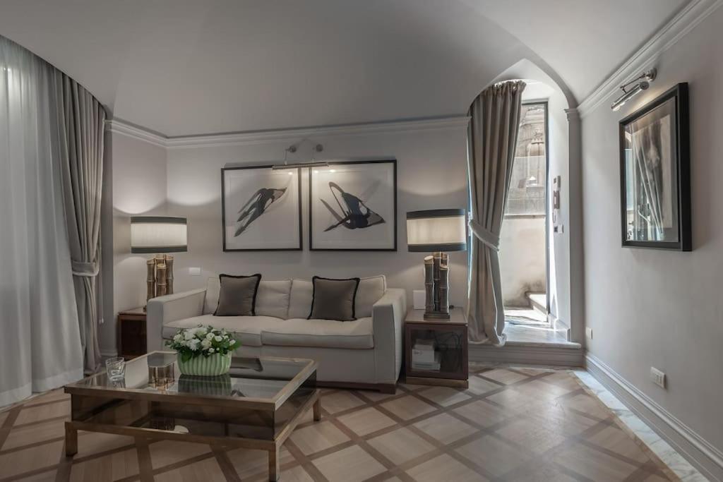 Casa Aurea By Burghesius *
